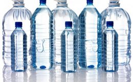Cách lựa chọn nước tinh khiết đóng chai an toàn cho sức khỏe